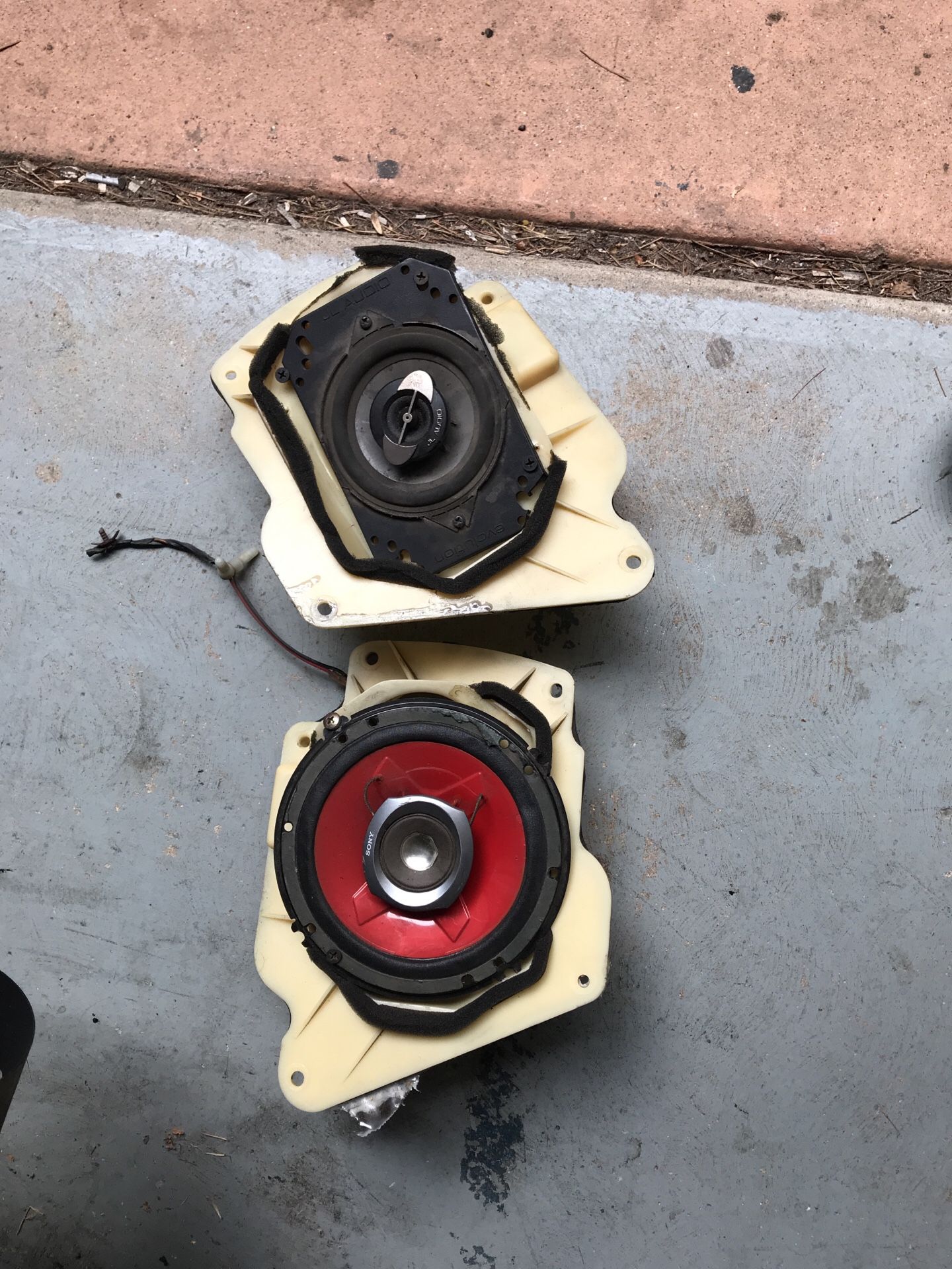 Nissan S13 240sx door speaker brackets with speakers
