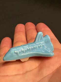 Wade Whimsies Vintage Blue Space Shuttle Orbiter Red Rose Tea Figurine 2.25"