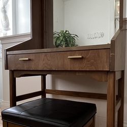 MCM - Mid Century Modern - Vanity Desk Mirror & Stool