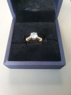 14k Gold Ring DQCZ Sz 6