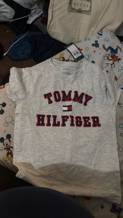 Tommy hilfigure