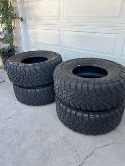Toyo tires, size 17