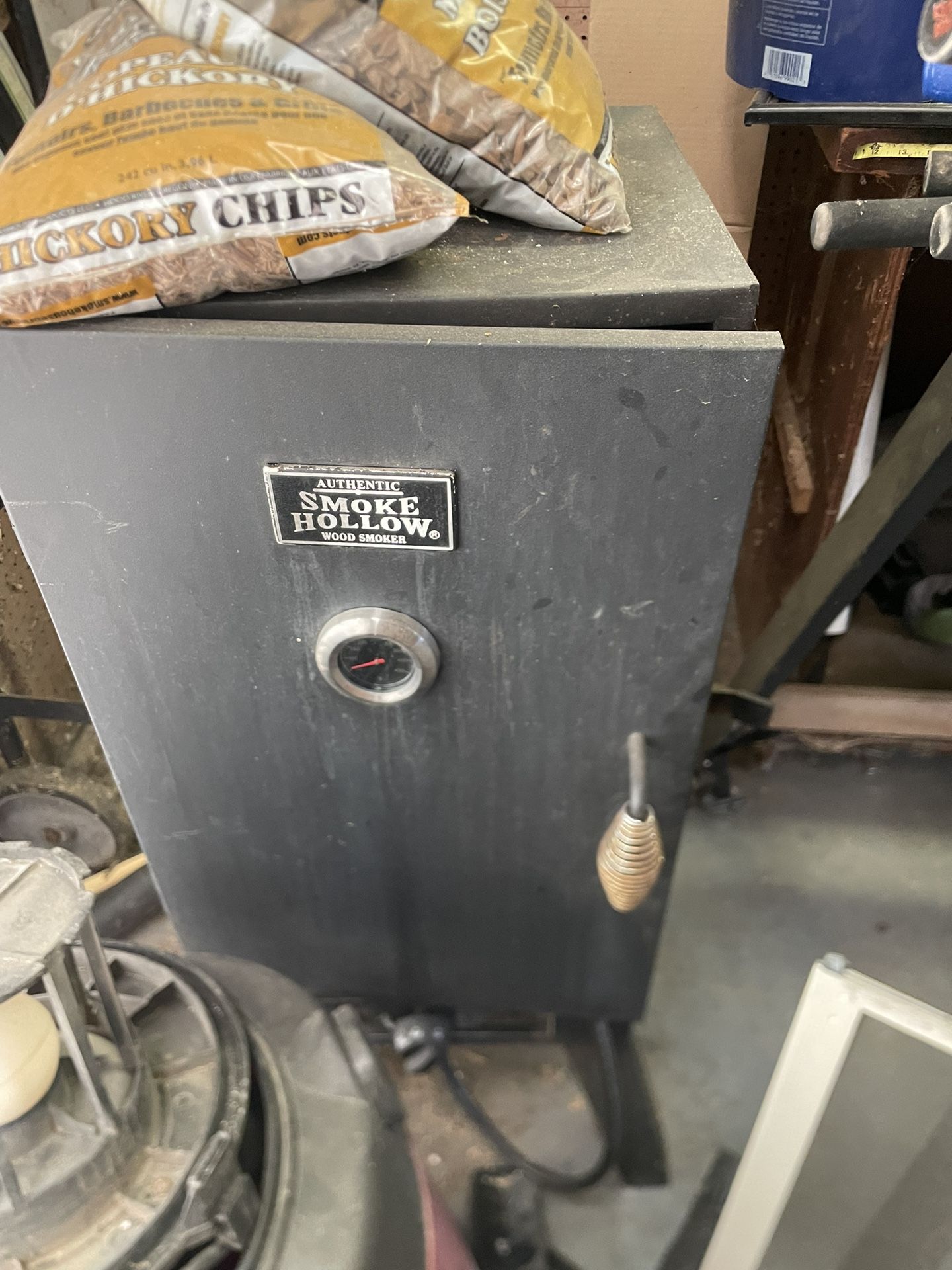Authentic Smoke Hollow Wood Smoker