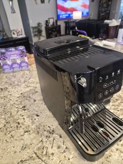 Magnifica start coffee maker