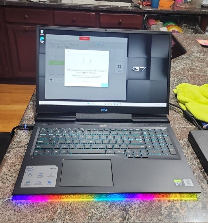 Gaming laptop Dell G7 7700 Core i7-10750H 2.6GHz 16GB RAM 512GB SSD RTX 2070 300hz 17.3"