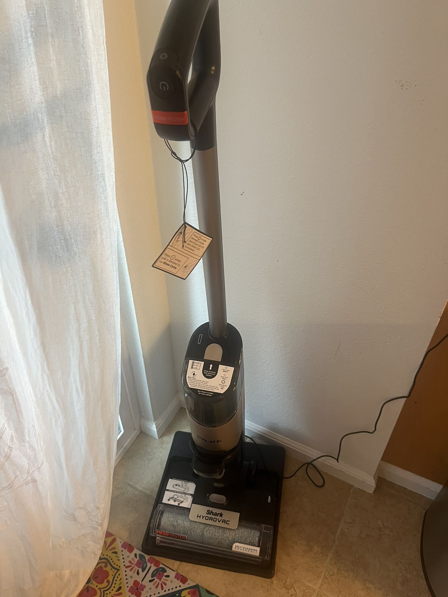 Shark hydrovac! Wet/dry mop, vacuum/mop