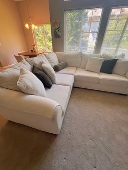 Custom Brazil RF TUX LOVE Sofa (Mor Furniture)