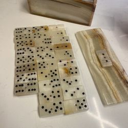 28 Piece Onyx Domino Set 