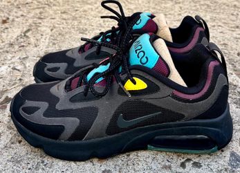 NIKE AIR