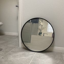 $25 Gorgeous Big Round Mirror!