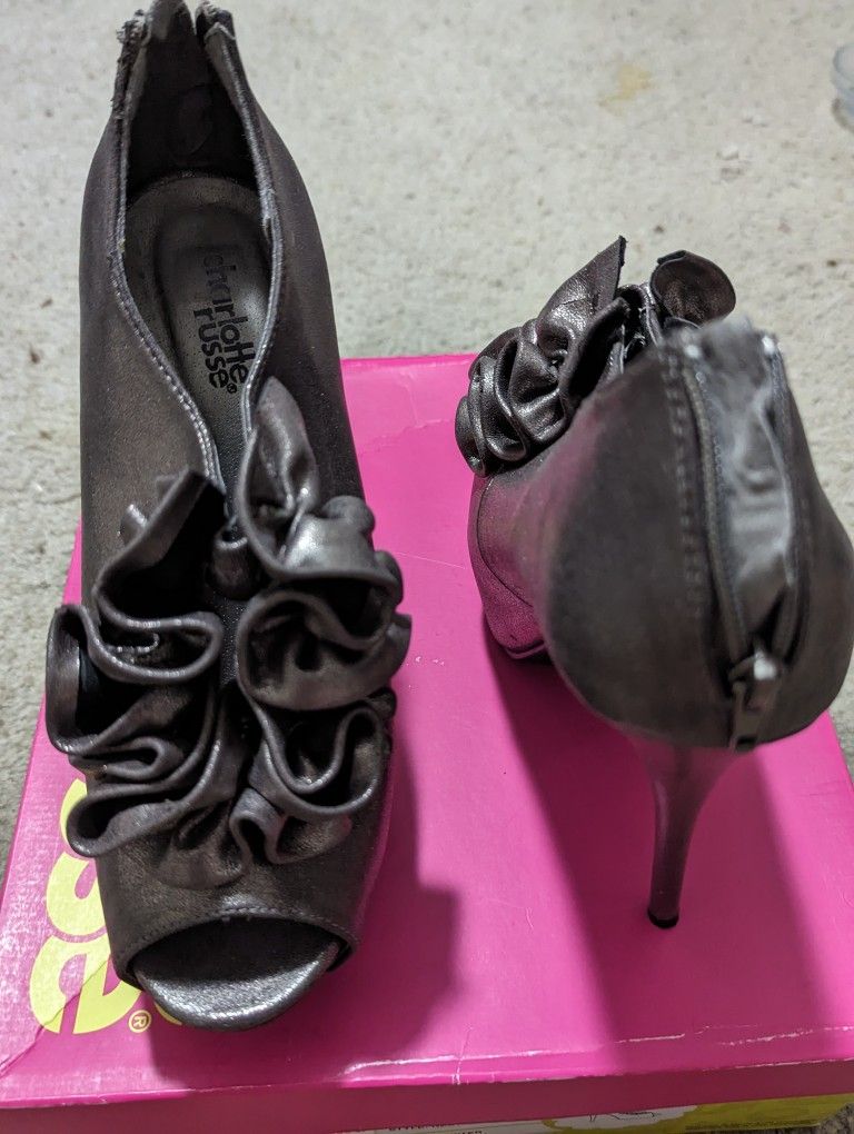 Charlotte Russe Black Pumps