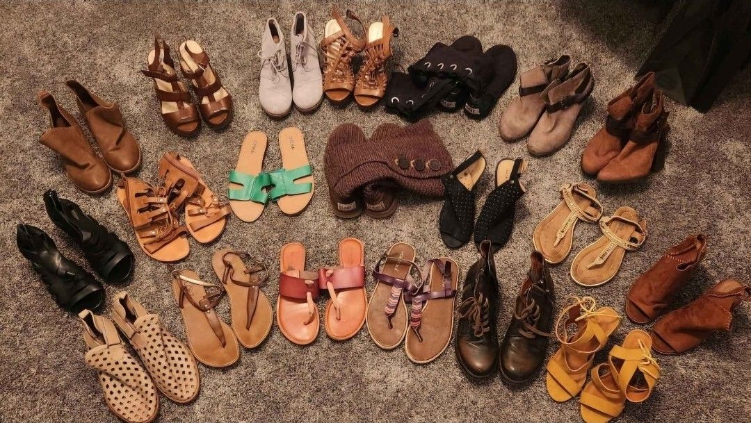 Womens Footwear Entire Lot