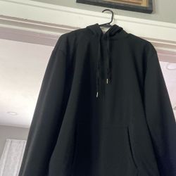 Black Hoodie 