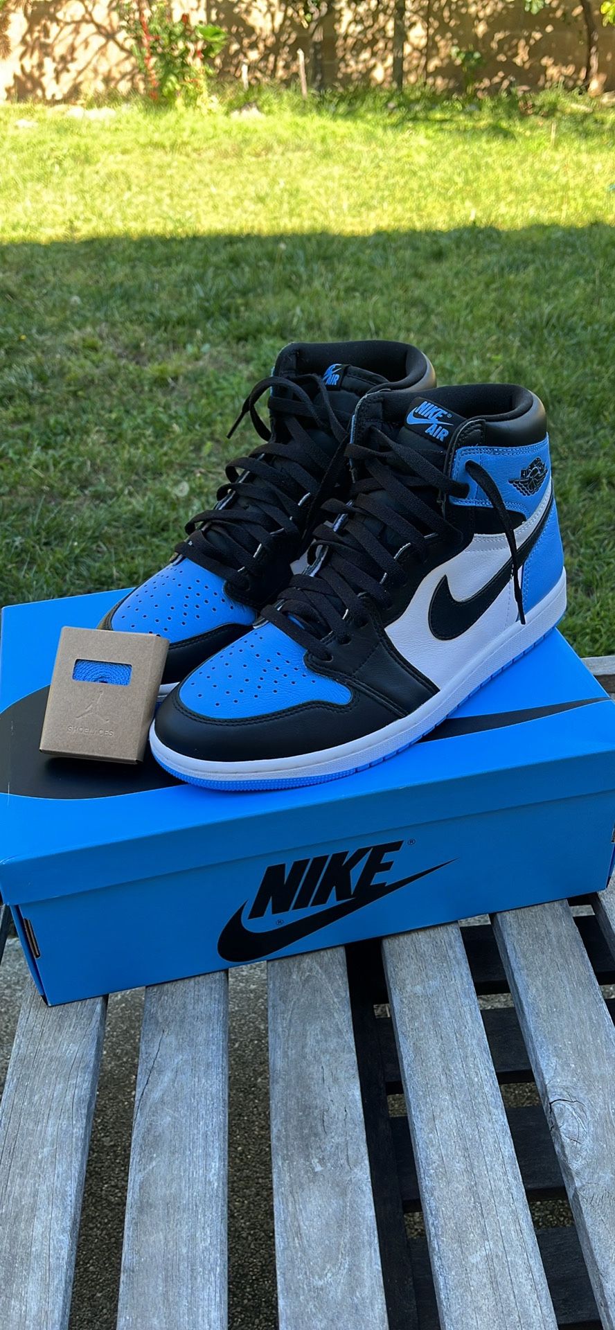 Jordan 1 Unc