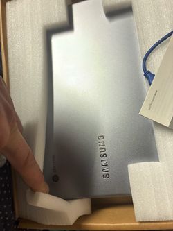 Samsung Chromebook Plus...520QAB-KO3US Light Titan