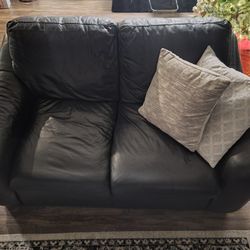 100% Genuine Leather Love Seat