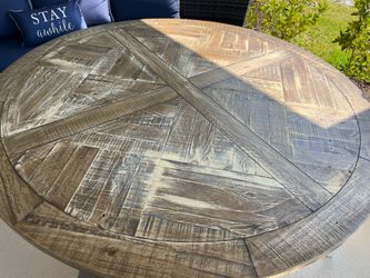 Farmhouse table plus 5 chairs