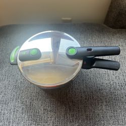 Fissler 4.5 Qt Pressure Cooker 