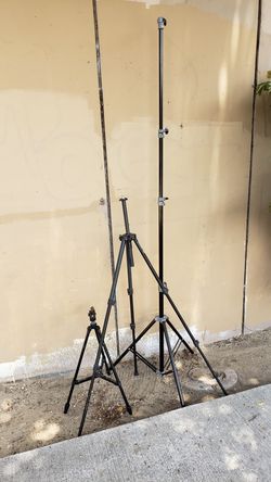 Tripod trio
