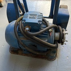 Weg Motor