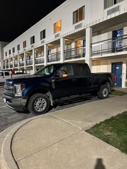 2019 ford F250 trailer package 5th wheel or pull