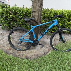 GT Aggressor large frame 27.5 inch wheel