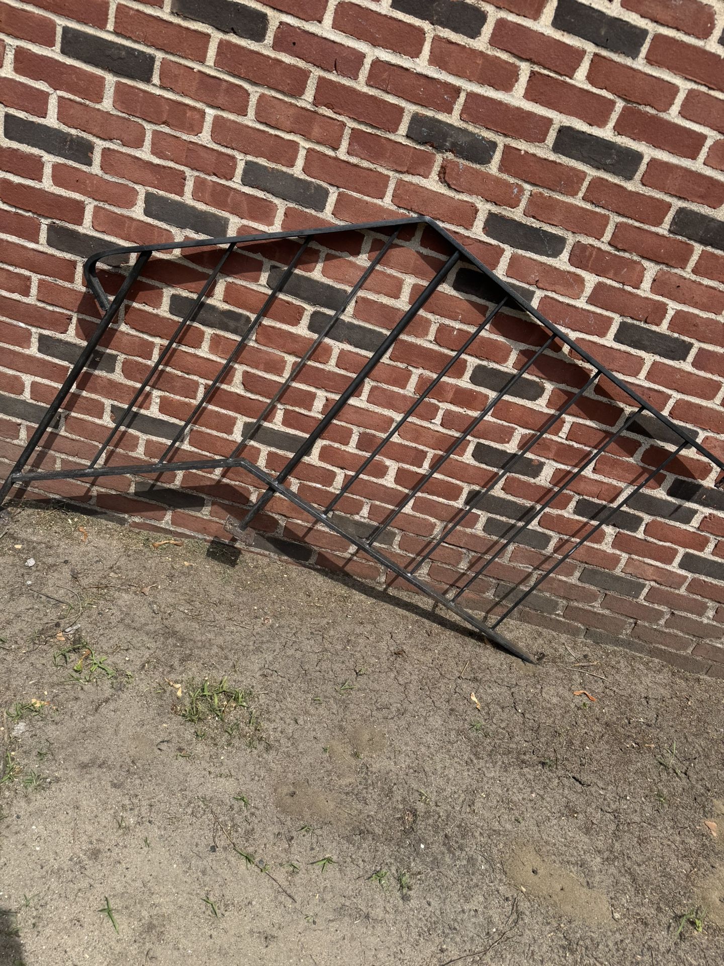 Metal Rail