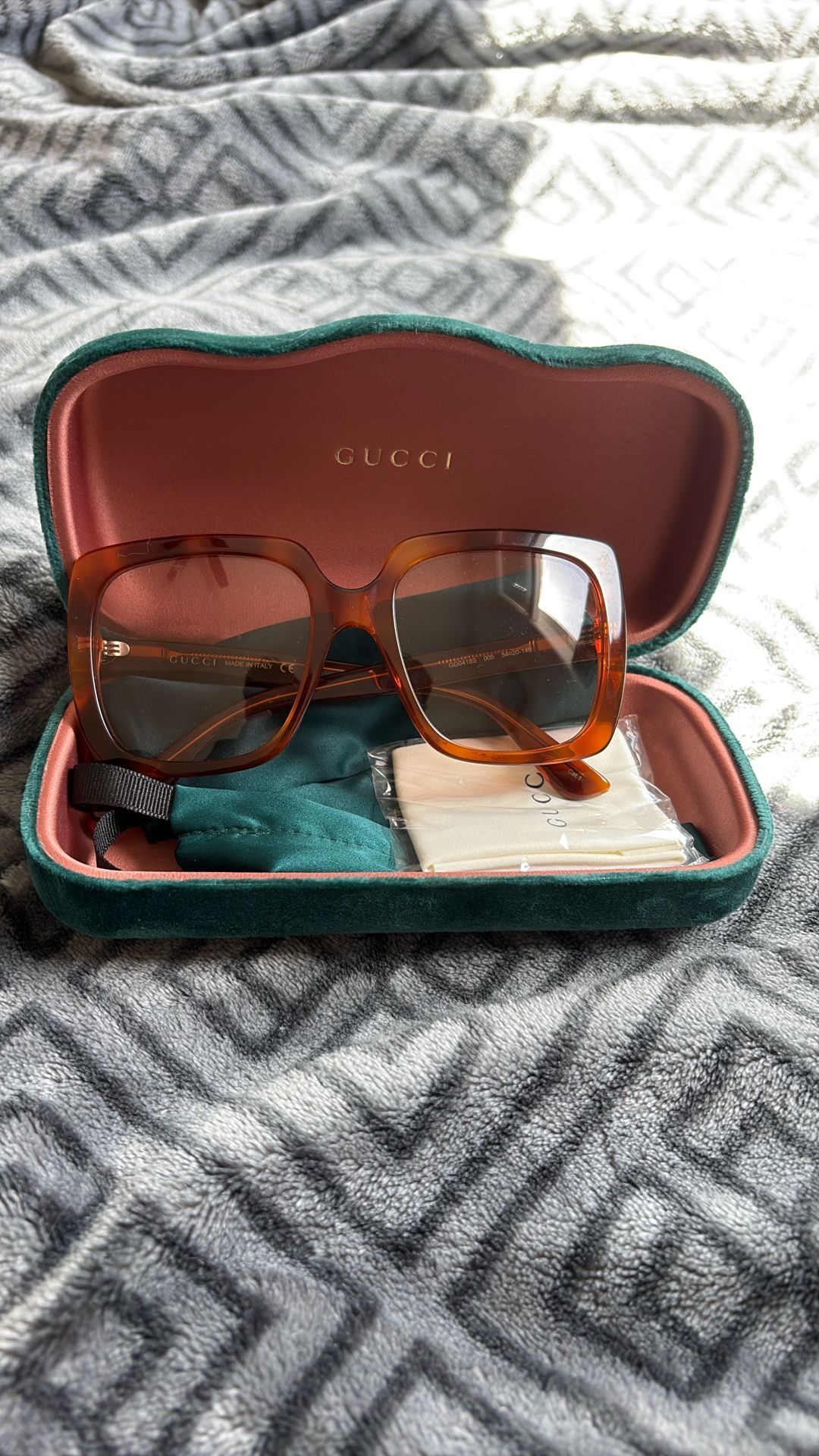 Gucci GG0418S Oversized Square Sunglasses Havana Brown w/ Case & Cloth