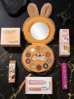 Mix makeup