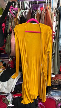 Used Juniors Long Sleeve Cover