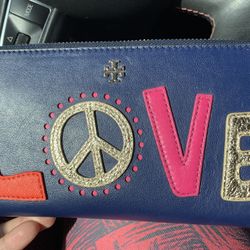 Tory Burch love wallet