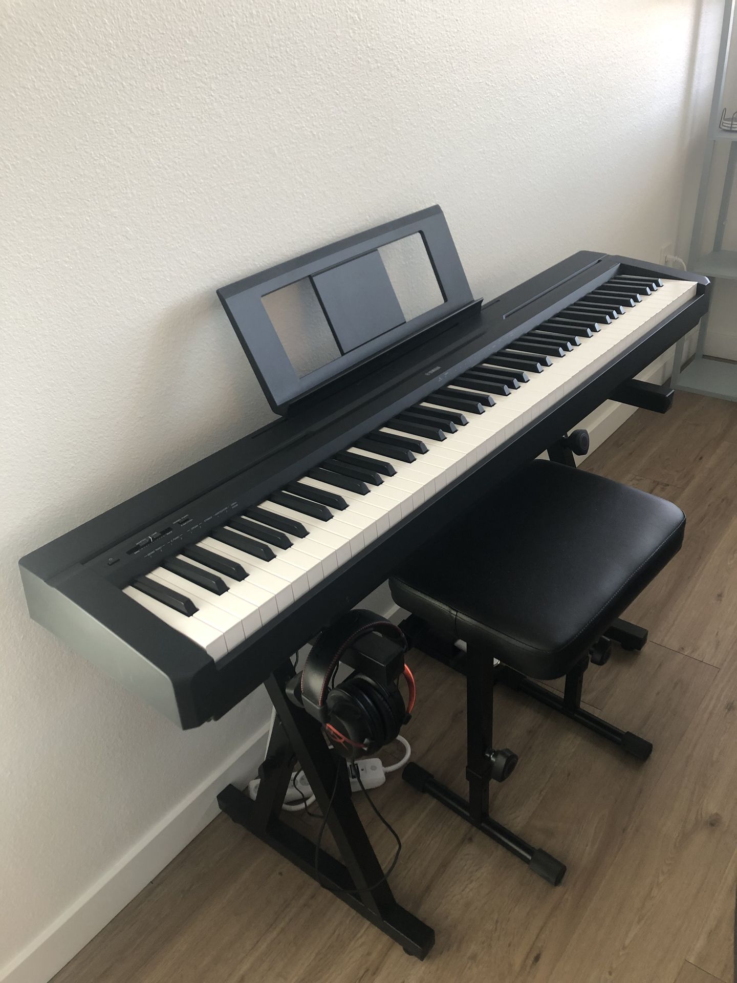 Digital Piano - Yamaha 88 weighted keys