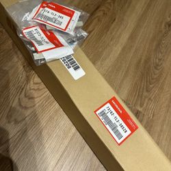 Honda/Acura Part # 73162-TL2-305ZB