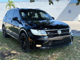Volkswagen Tiguan R-Line Black SUV
