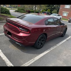 2017 Dodge Charger SXT 4D