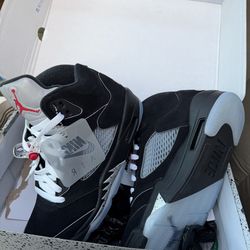 Jordan 5 Retro OG Black Metallic Reimagined