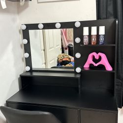 Black Makeup Vanity Desk With Mirror And Lights 