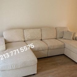 On sale ‼️U shape sectional  sofa ivory corduroy