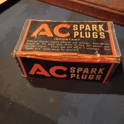 NOS Vintage Box Of AC Splark Plugs