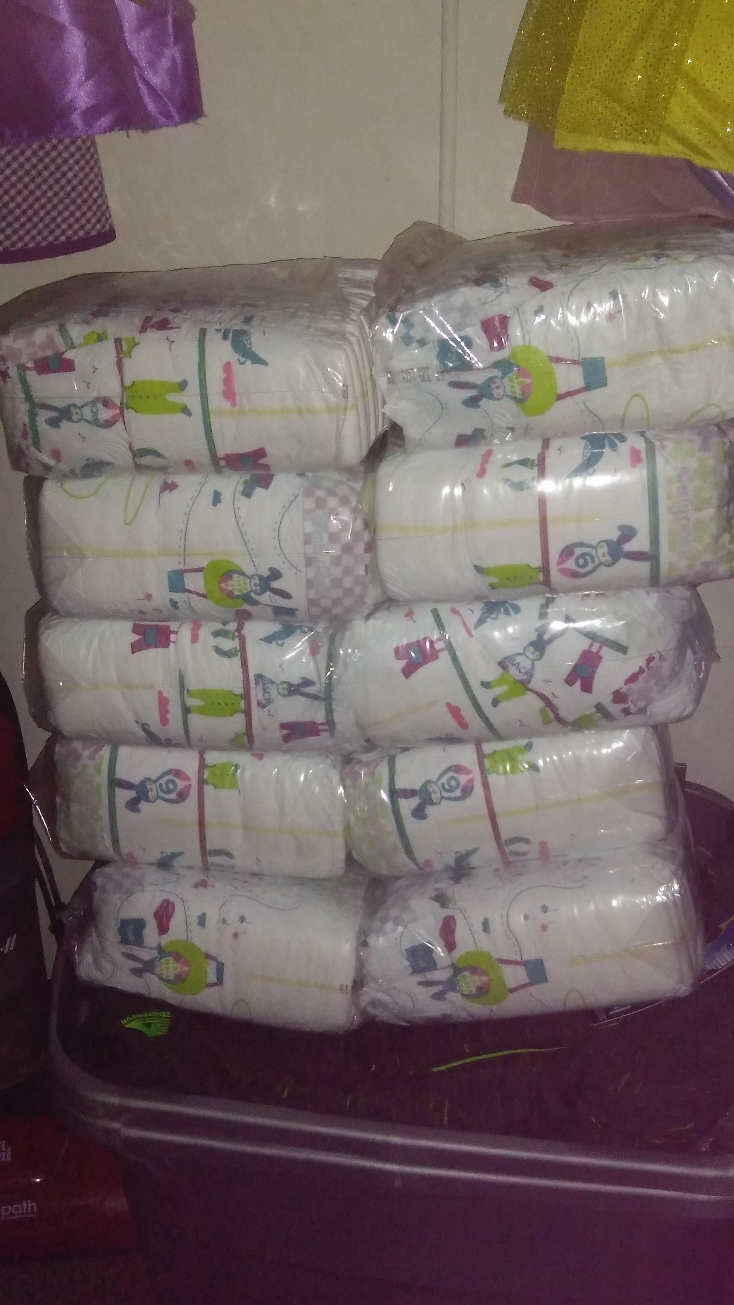 326 size 6 Parents Choice diapers NEW in plastic Bunny Design