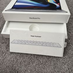 Apple Mac Book Keyboard And Apple Mac Box
