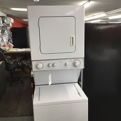 Whirlpool 24” Stackable Washer And Dryer. 1 year Warranty 