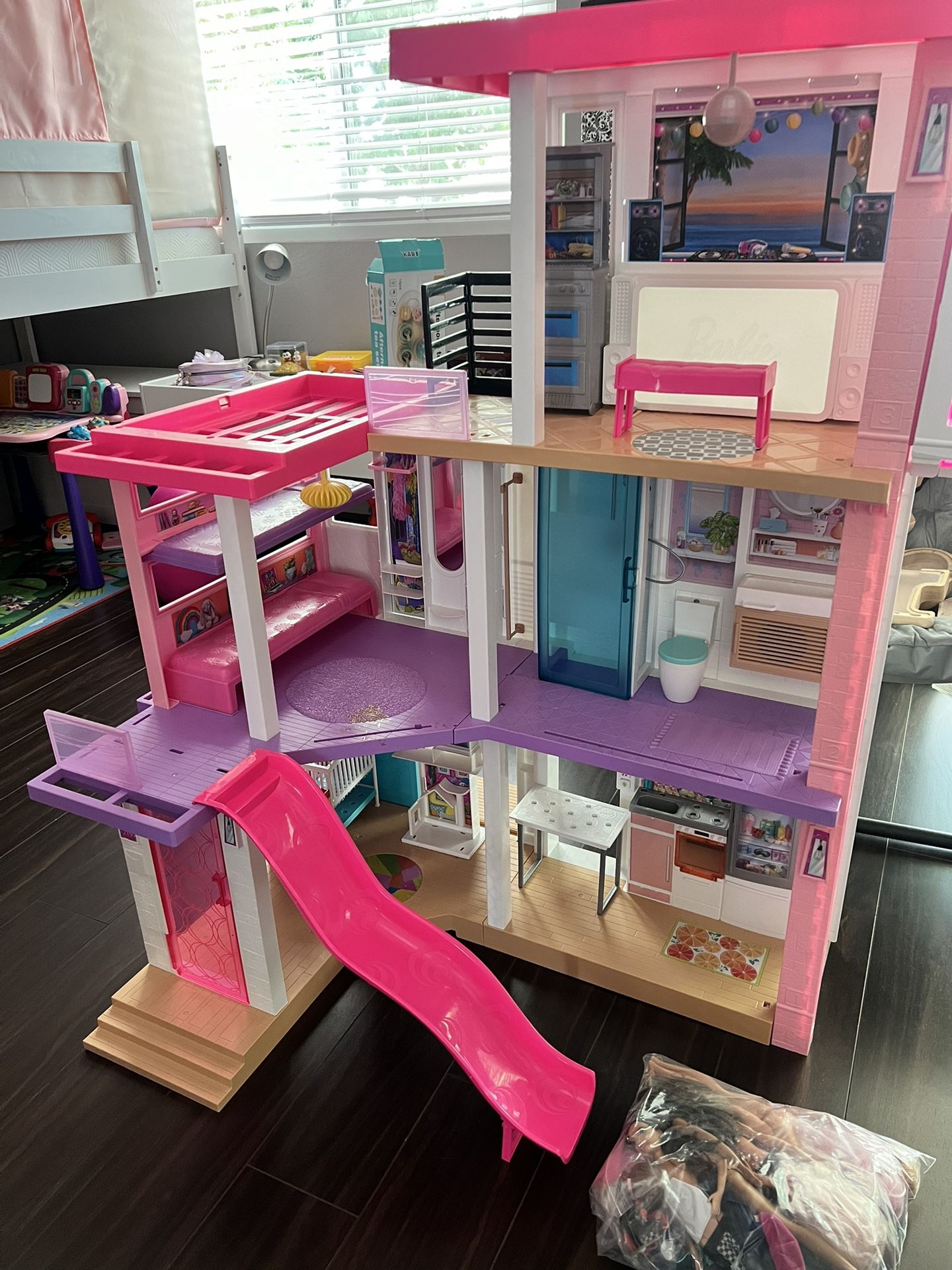 Barbie Dream Doll House
