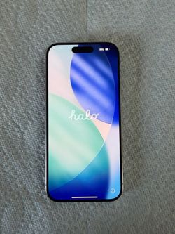 Used white I phone 15 pro 128g