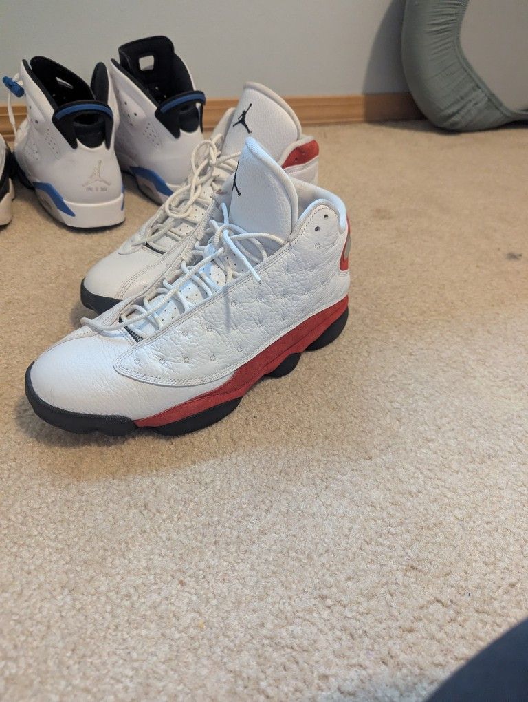 Jordan 13's Cherrys/Chicago Lightly Used