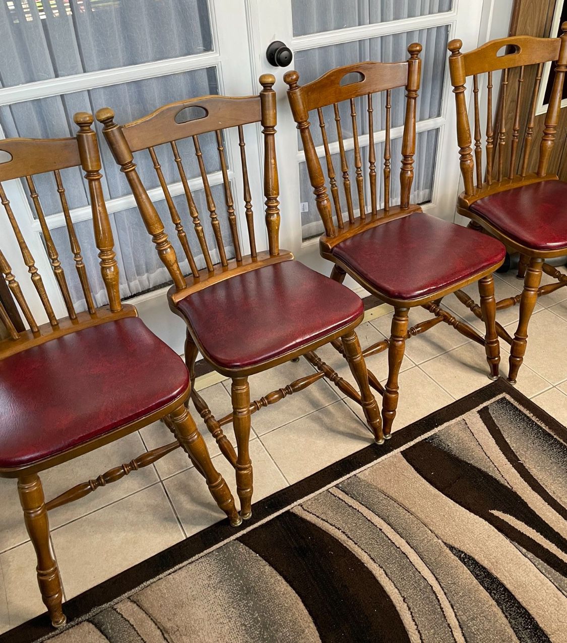 Antique/Vintage (4) Dining Table Chairs                           