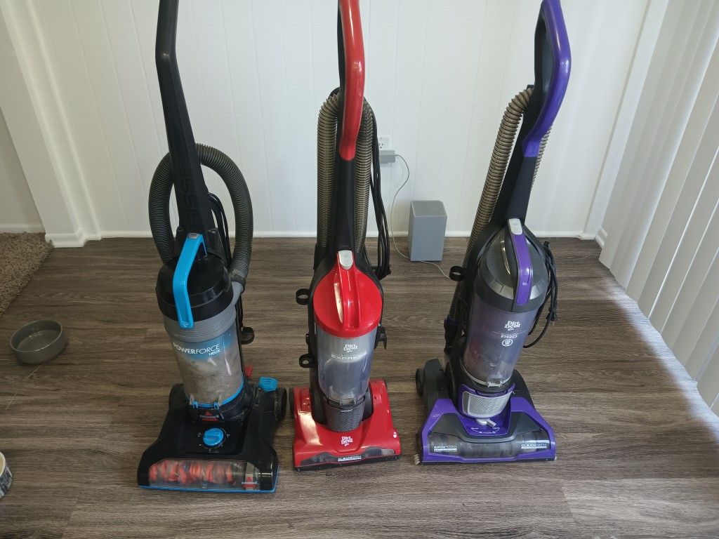 Vacuums Attachments Included