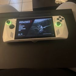 Gaming Laptop & ROG Ally Z1