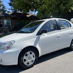 2003 Toyota Echo