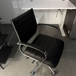 Office Desk And Chair - Desk Does Not Operate To Stand 